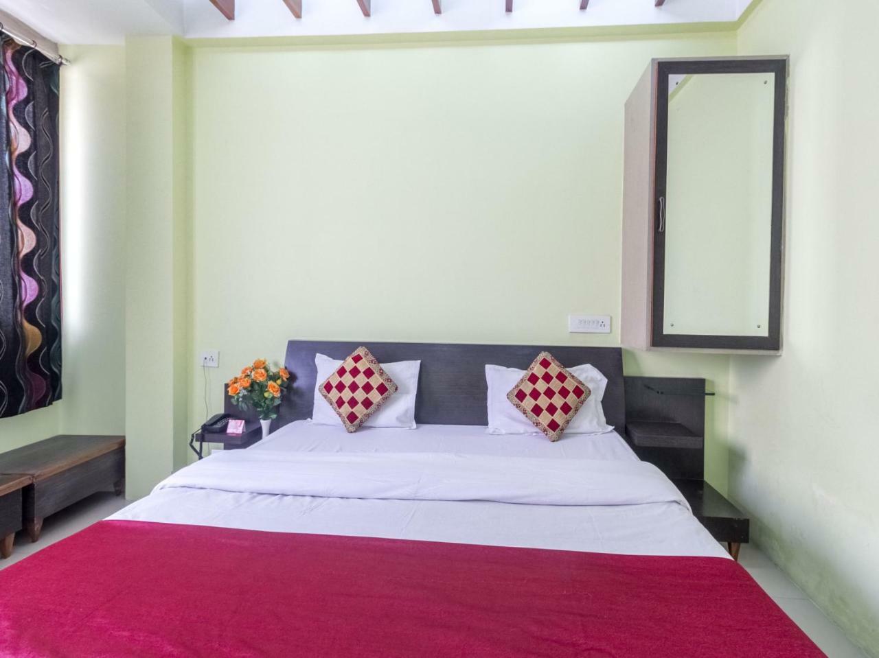 Oyo 3624 Eden Residency Hotel Shillong Eksteriør billede